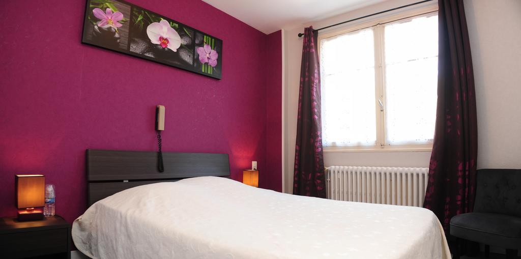 Hotel Logis Le Franco Belge Monthermé Zimmer foto