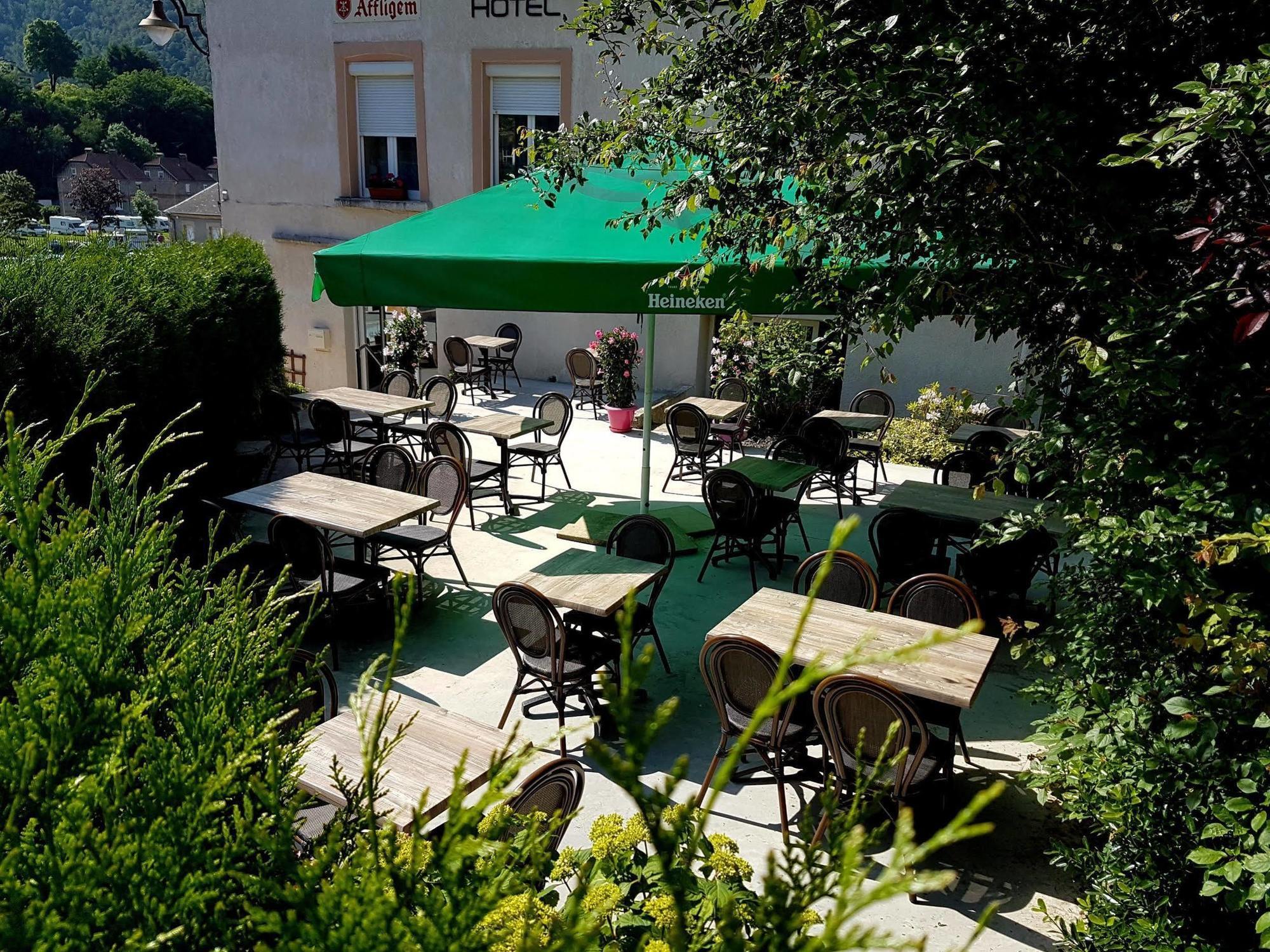 Hotel Logis Le Franco Belge Monthermé Exterior foto